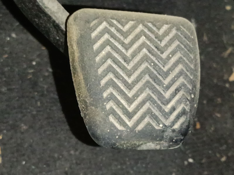 Recambio de pedal freno para toyota avensis sedán (_t27_) 2.2 d-4d (adt271_) referencia OEM IAM   