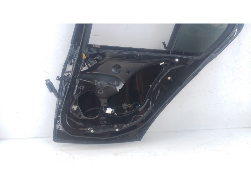 Recambio de puerta trasera derecha para bmw 1 (f20) 118 d referencia OEM IAM   