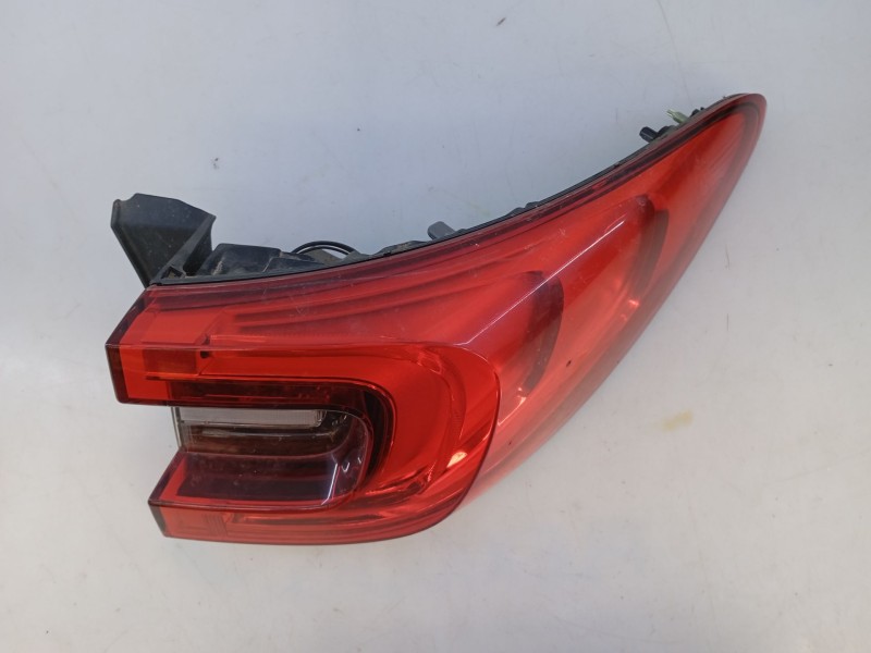 Recambio de piloto trasero derecho para renault kadjar (ha_, hl_) 1.6 dci 130 referencia OEM IAM 265508701R  