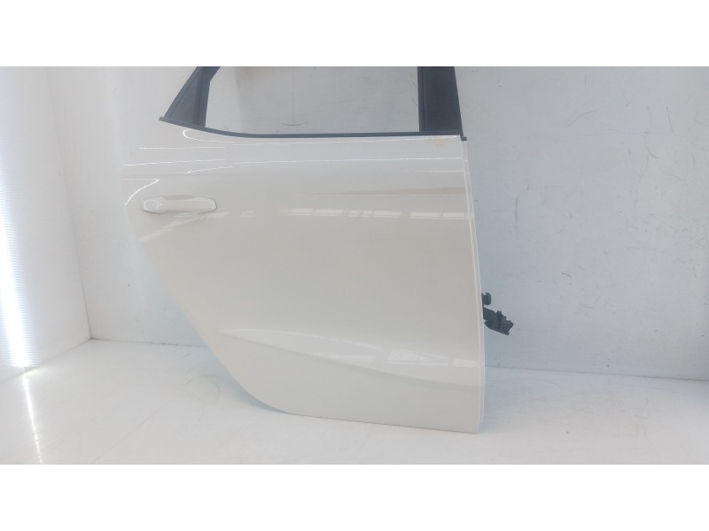 Recambio de puerta trasera derecha para seat ibiza v (kj1, kjg) 1.0 mpi referencia OEM IAM   E5-B4-6