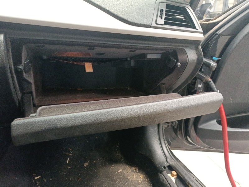 Recambio de guantera para bmw 3 (f30, f80) 318 d referencia OEM IAM   