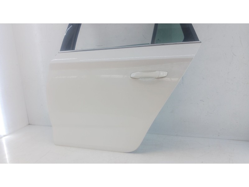 Recambio de puerta trasera izquierda para skoda scala (nw1) 1.0 tsi referencia OEM IAM   E5-B4-6