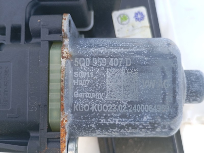 Recambio de elevalunas trasero izquierdo para skoda kamiq (nw4) 1.0 tsi referencia OEM IAM 5Q959407D  