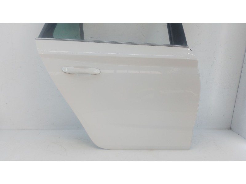 Recambio de puerta trasera derecha para skoda scala (nw1) 1.0 tsi referencia OEM IAM   E5-B4-8