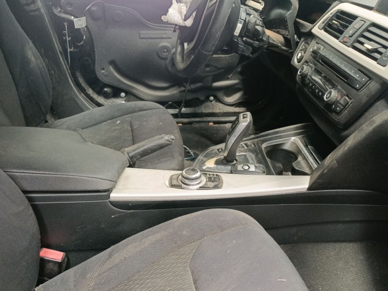 Recambio de consola central para bmw 3 (f30, f80) 318 d referencia OEM IAM   