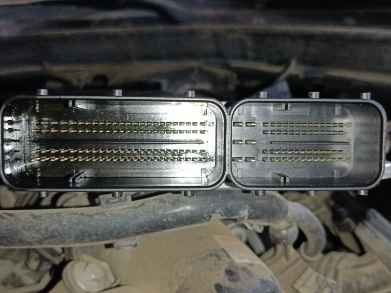Recambio de centralita motor uce para bmw 3 (f30, f80) 318 d referencia OEM IAM 8579479 0281030977 