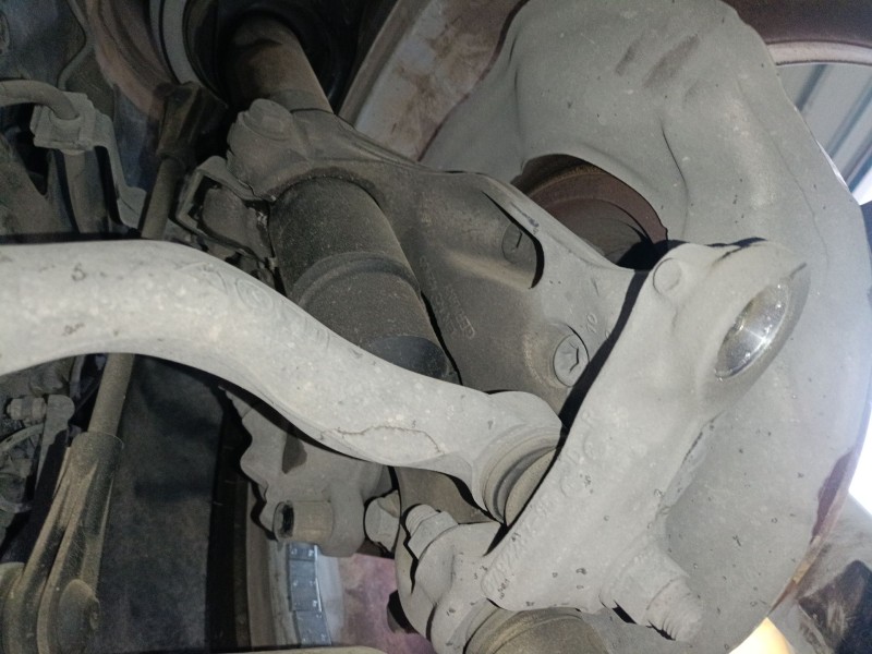 Recambio de mangueta delantera izquierda para bmw 3 (f30, f80) 318 d referencia OEM IAM   