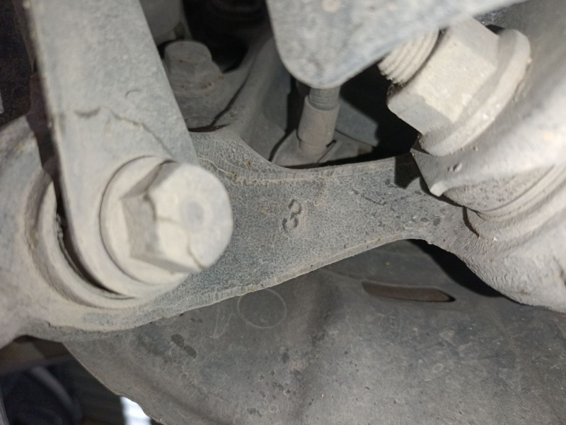 Recambio de mangueta trasera derecha para bmw 3 (f30, f80) 318 d referencia OEM IAM   