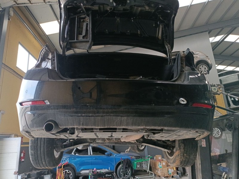 Recambio de paragolpes trasero para bmw 3 (f30, f80) 318 d referencia OEM IAM   