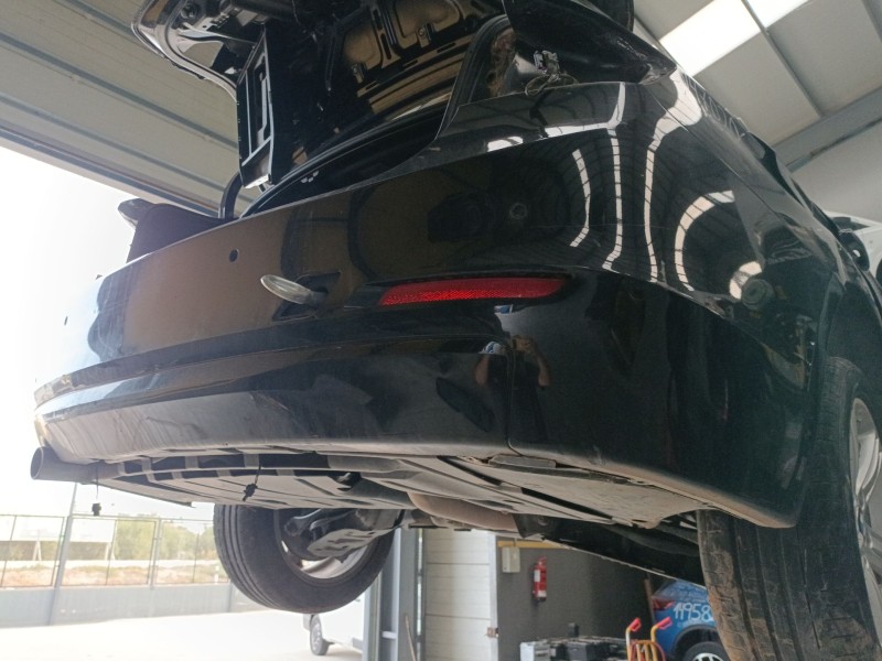 Recambio de paragolpes trasero para bmw 3 (f30, f80) 318 d referencia OEM IAM   