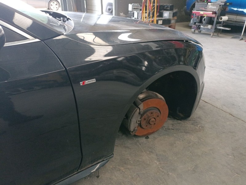 Recambio de aleta delantera derecha para audi a5 (8t3) 3.0 tdi quattro referencia OEM IAM   