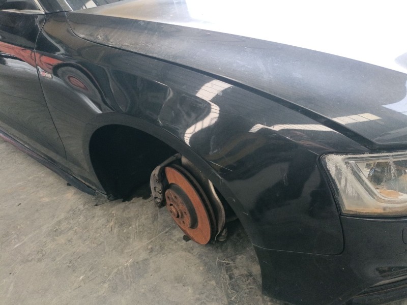 Recambio de aleta delantera derecha para audi a5 (8t3) 3.0 tdi quattro referencia OEM IAM   