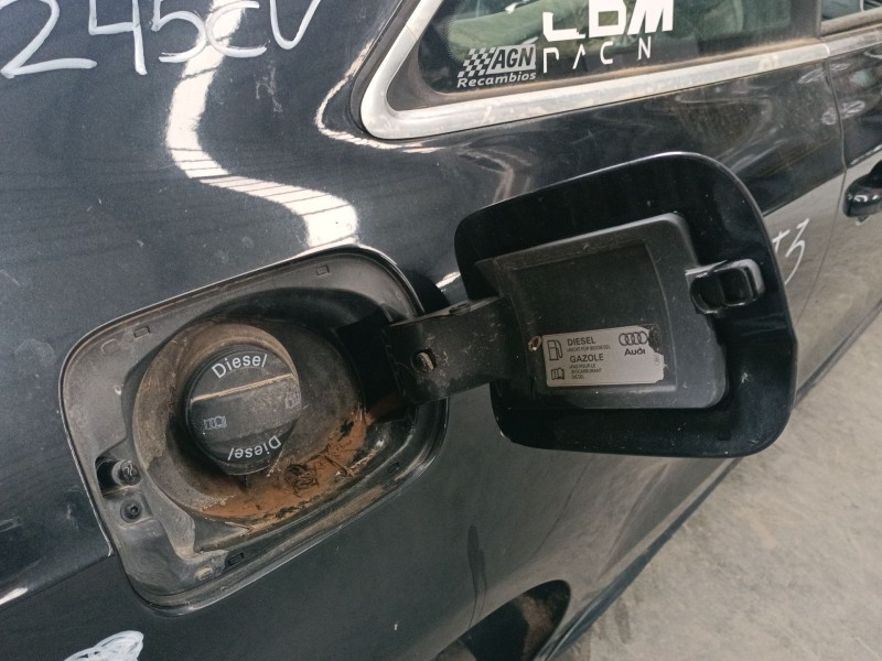 Recambio de tapa exterior combustible para audi a5 (8t3) 3.0 tdi quattro referencia OEM IAM   