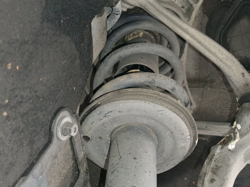 Recambio de amortiguador delantero derecho para audi a5 (8t3) 3.0 tdi quattro referencia OEM IAM   