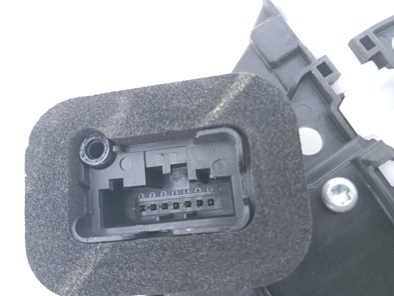 Recambio de cerradura puerta trasera izquierda para skoda scala (nw1) 1.0 tsi referencia OEM IAM   