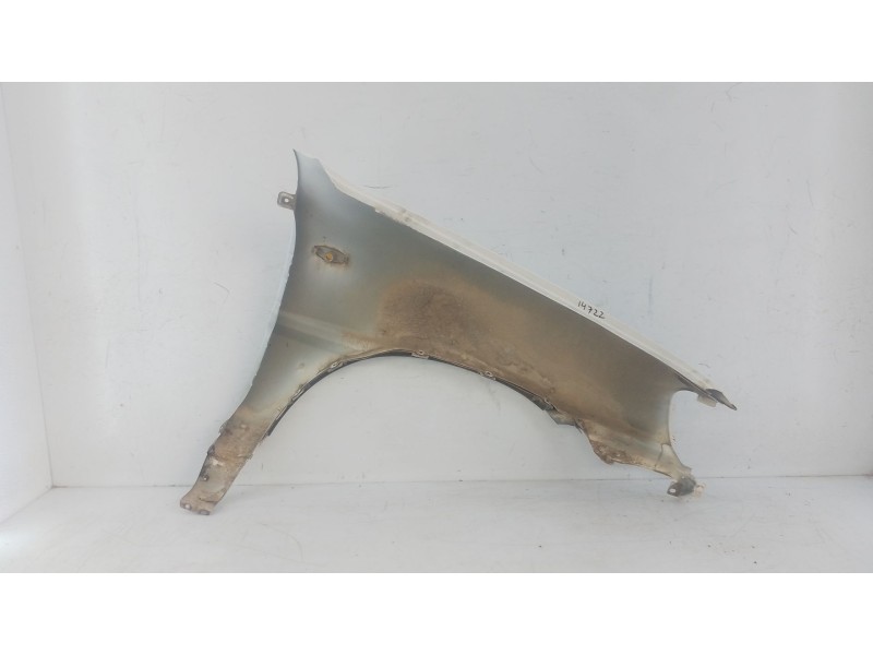 Recambio de aleta delantera izquierda para nissan terrano ii (r20) 2.7 tdi 4wd referencia OEM IAM   E4-B3-11