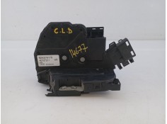 CERRADURA PUERTA LATERAL DERECHA 825027817R 