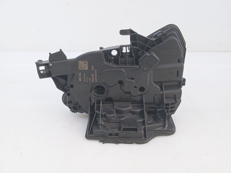 Recambio de cerradura puerta trasera izquierda para volkswagen t-roc (a11, d11) 1.5 tsi referencia OEM IAM 3J0839015  