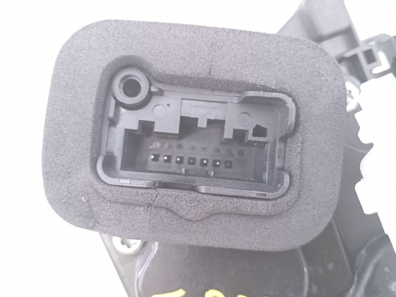 Recambio de cerradura puerta trasera izquierda para volkswagen t-roc (a11, d11) 1.5 tsi referencia OEM IAM 3J0839015  