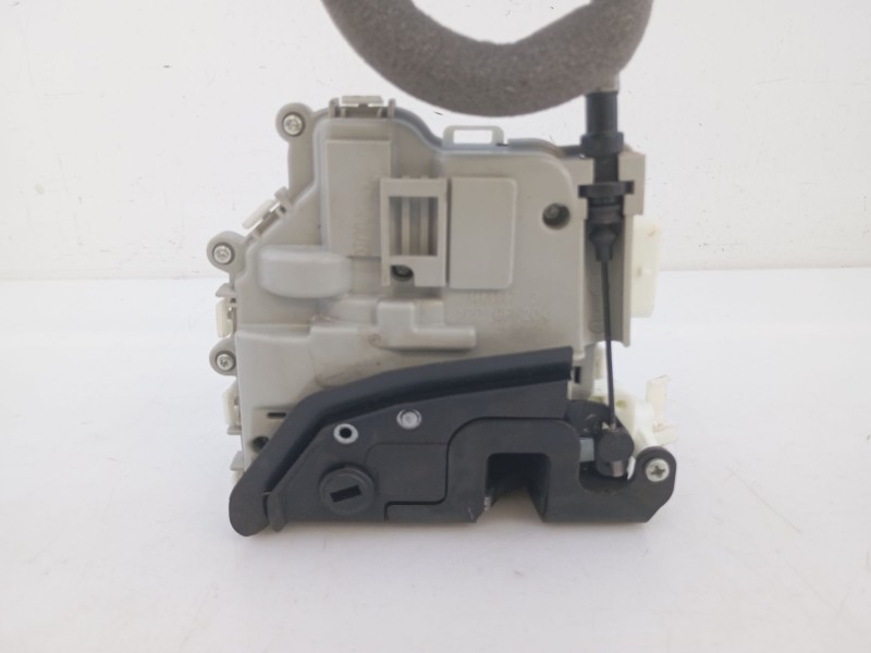 Recambio de cerradura puerta trasera izquierda para audi q5 (fyb, fyg) 35 tdi mild hybrid referencia OEM IAM   