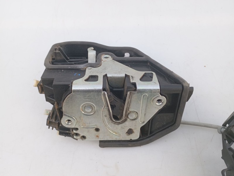 Recambio de cerradura puerta delantera derecha para bmw 1 (f20) 118 d referencia OEM IAM 7229458  
