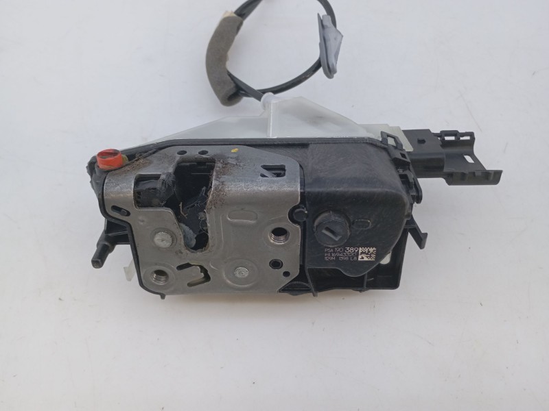 Recambio de cerradura puerta trasera izquierda para citroën c4 cactus 1.5 bluehdi 100 referencia OEM IAM   