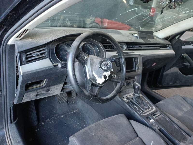 volkswagen passat b8 variant (3g5, cb5) del año 2014