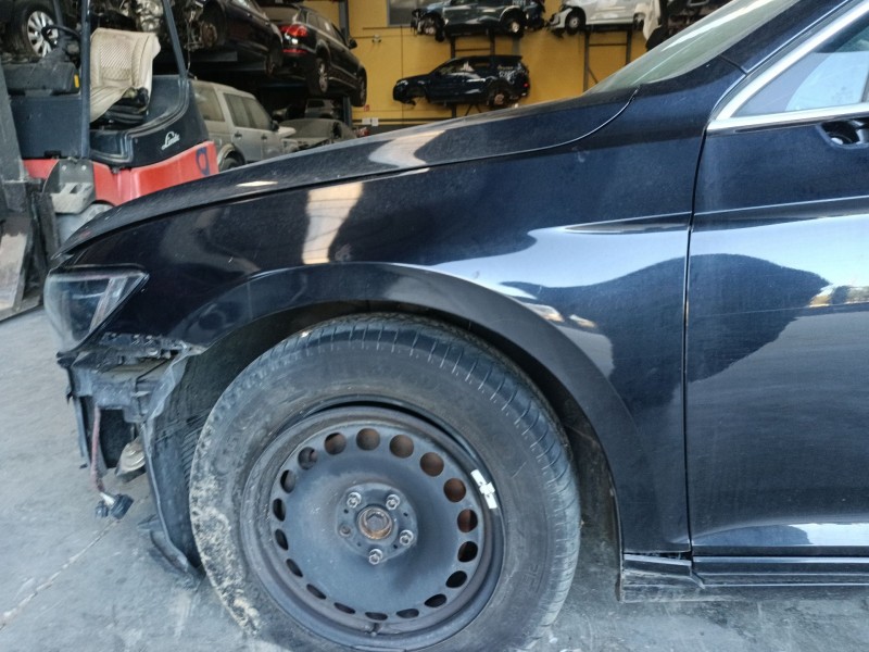 Recambio de aleta delantera izquierda para volkswagen passat b8 variant (3g5, cb5) 1.6 tdi referencia OEM IAM   