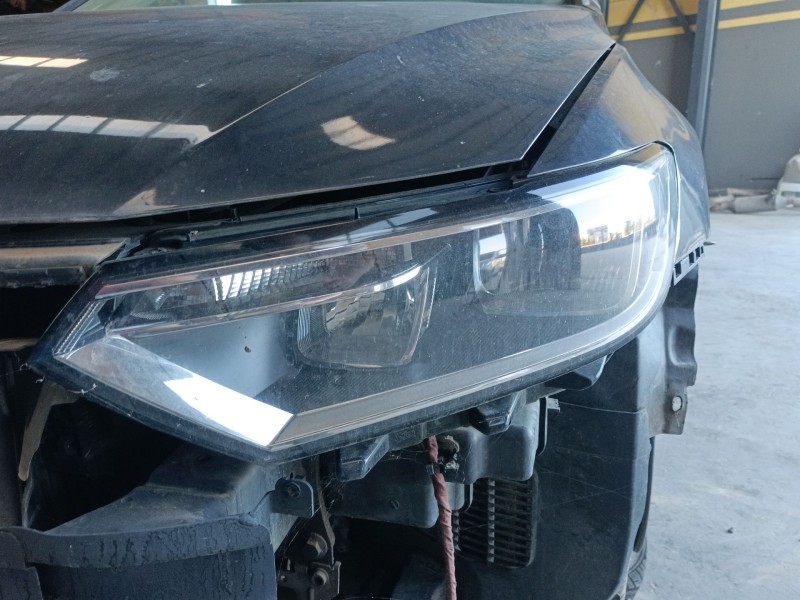 Recambio de faro izquierdo para volkswagen passat b8 variant (3g5, cb5) 1.6 tdi referencia OEM IAM   