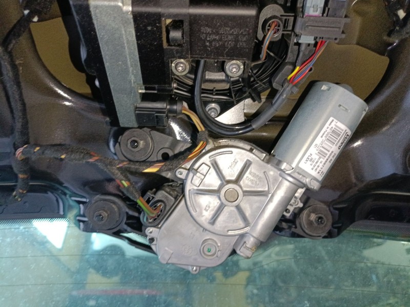 Recambio de motor limpia trasero para volkswagen passat b8 variant (3g5, cb5) 1.6 tdi referencia OEM IAM   