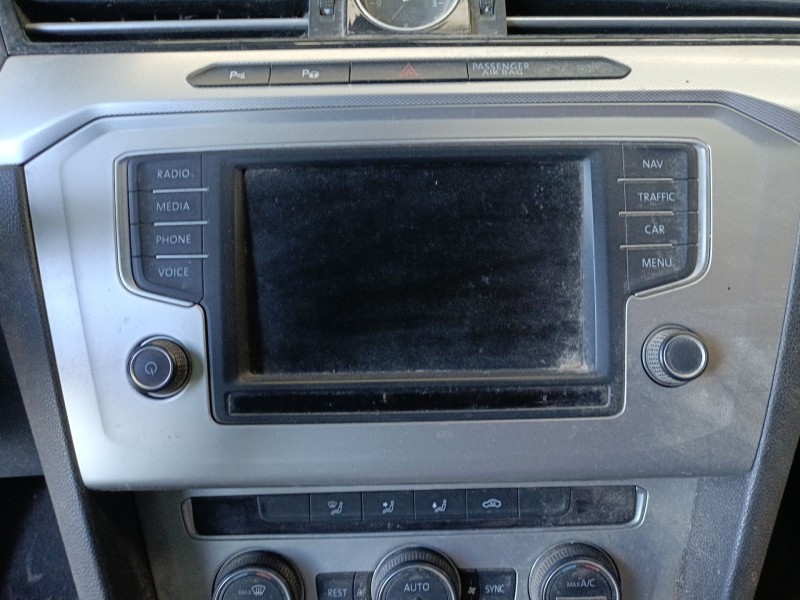 Recambio de sistema navegacion gps para volkswagen passat b8 variant (3g5, cb5) 1.6 tdi referencia OEM IAM   
