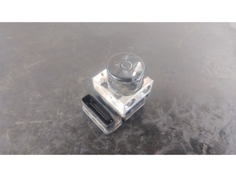 Recambio de abs para seat leon (1p1) 1.9 tdi referencia OEM IAM 1K0614517CP  
