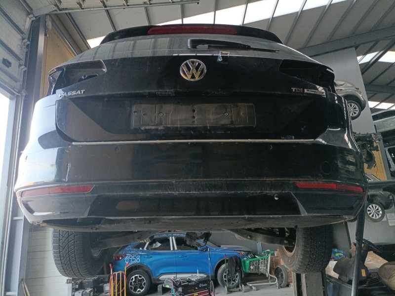 Recambio de paragolpes trasero para volkswagen passat b8 variant (3g5, cb5) 1.6 tdi referencia OEM IAM   