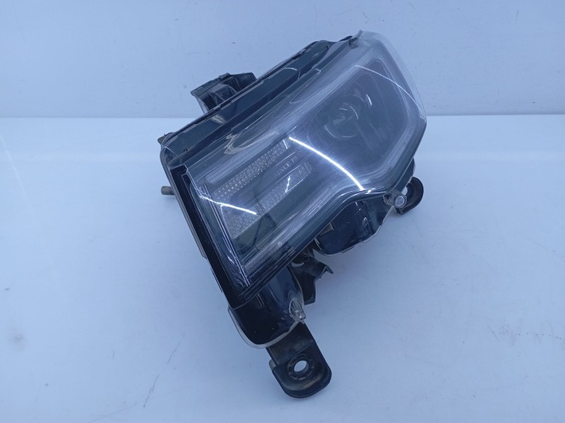Recambio de faro izquierdo xenon para jeep grand cherokee iv (wk, wk2) 3.0 crd v6 4x4 referencia OEM IAM   