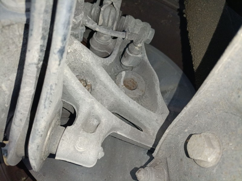 Recambio de mangueta trasera derecha para volkswagen passat b8 variant (3g5, cb5) 1.6 tdi referencia OEM IAM   