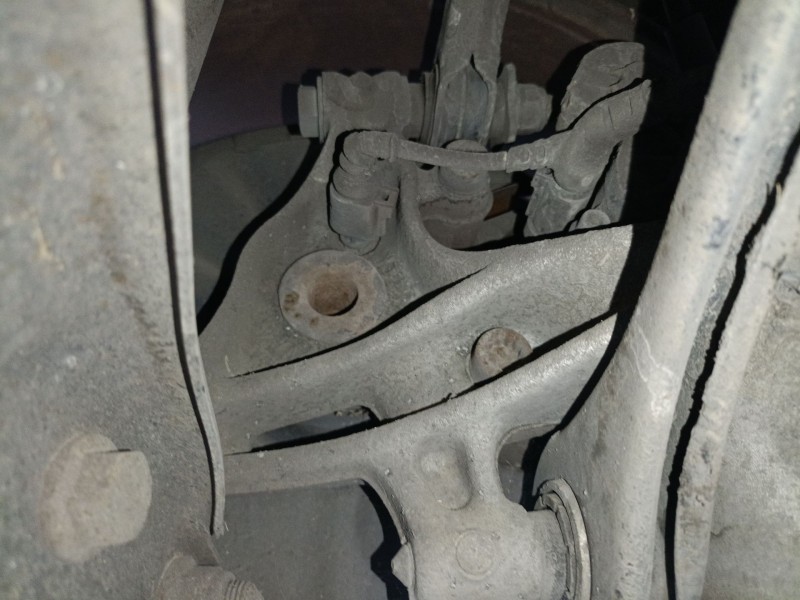Recambio de mangueta trasera izquierda para volkswagen passat b8 variant (3g5, cb5) 1.6 tdi referencia OEM IAM   
