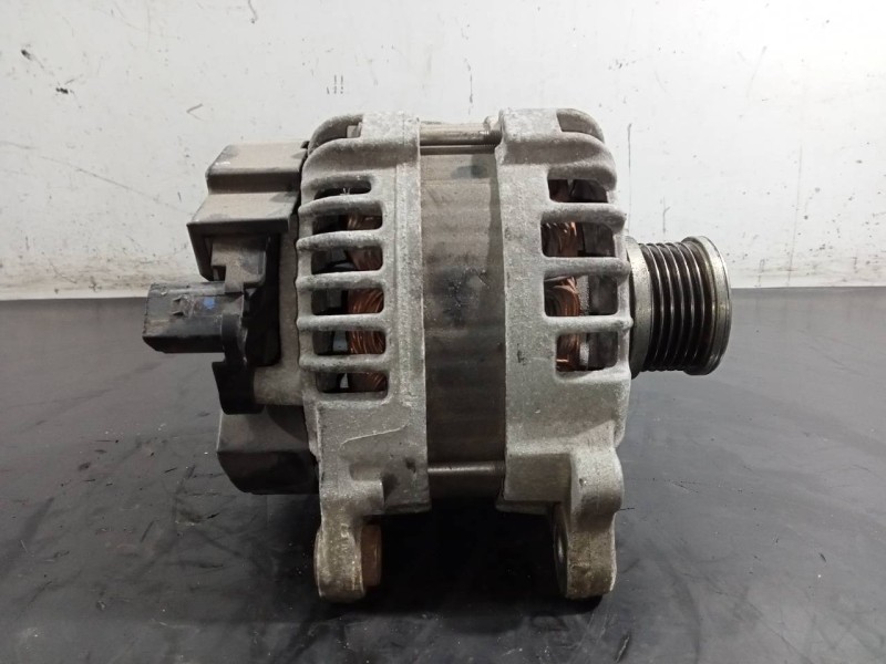 Recambio de alternador para audi a5 sportback (8t) 2.0 tdi (105kw) referencia OEM IAM 04L903017D  P3-A5-2-2