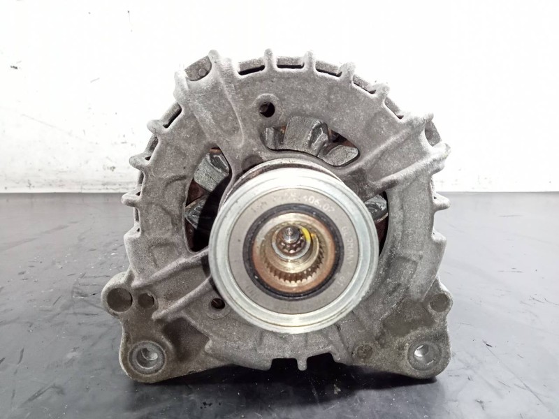 Recambio de alternador para audi a5 sportback (8t) 2.0 tdi (105kw) referencia OEM IAM 04L903017D  P3-A5-2-2