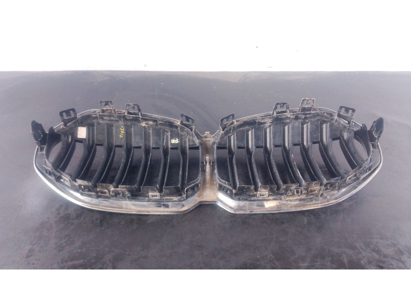 Recambio de rejilla delantera para bmw 1 (f40) 118 d referencia OEM IAM   
