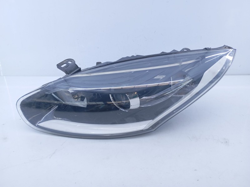Recambio de faro izquierdo para renault megane iii hatchback (bz0/1_, b3_) 1.2 tce (bz2b, bz11) referencia OEM IAM   