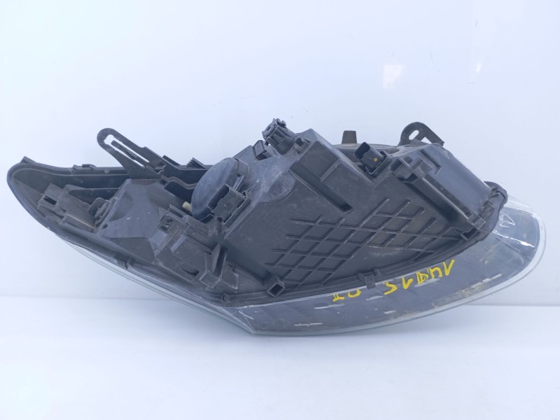 Recambio de faro izquierdo para renault megane iii hatchback (bz0/1_, b3_) 1.2 tce (bz2b, bz11) referencia OEM IAM   