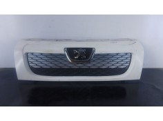 Recambio de rejilla delantera para peugeot boxer autobús 2.2 hdi 120 referencia OEM IAM    2