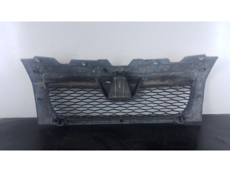 Recambio de rejilla delantera para peugeot boxer autobús 2.2 hdi 120 referencia OEM IAM   