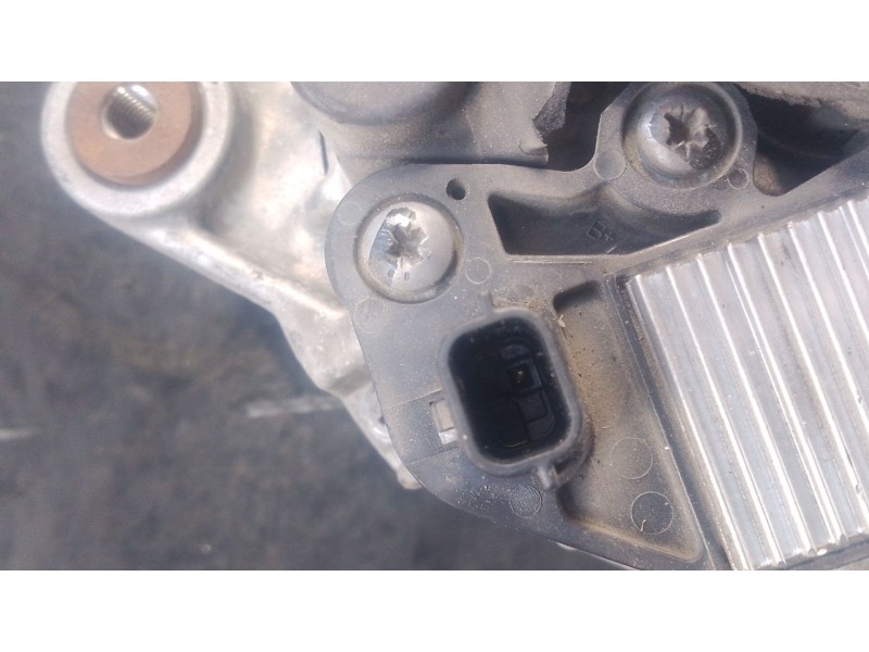 Recambio de alternador para nissan x-trail iii (t32_, t32r, t32rr) 1.6 dci (t32) referencia OEM IAM   