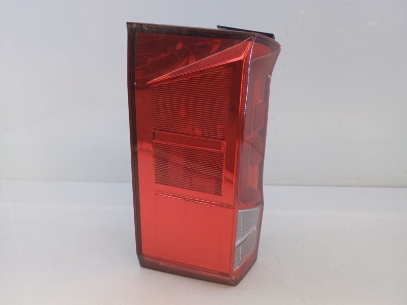 Recambio de piloto trasero izquierdo para volkswagen crafter furgoneta (sy_, sx_) 2.0 tdi referencia OEM IAM 7C0945095H  