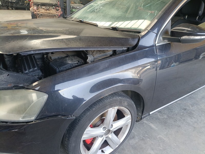 Recambio de aleta delantera izquierda para volkswagen passat b7 (362) 2.0 tdi referencia OEM IAM   