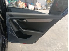 GUARNECIDO PUERTA TRASERA DERECHA 