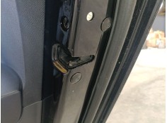 Recambio de cerradura puerta trasera derecha para volkswagen passat b7 (362) 2.0 tdi referencia OEM IAM   