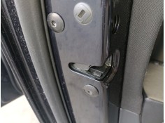 CERRADURA PUERTA TRASERA IZQUIERDA 