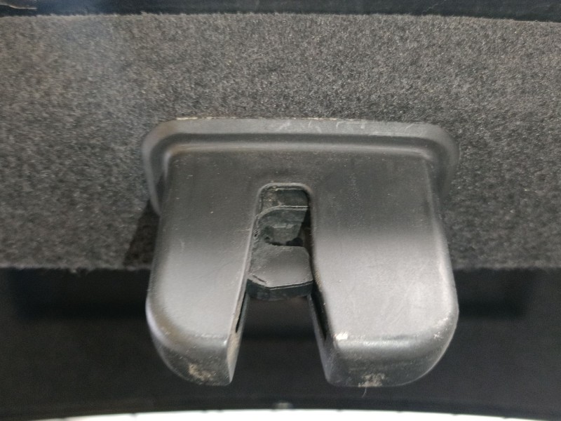 Recambio de cerradura maletero / porton para volkswagen passat b7 (362) 2.0 tdi referencia OEM IAM   